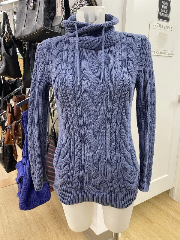 LL Bean cable knit sweater XS