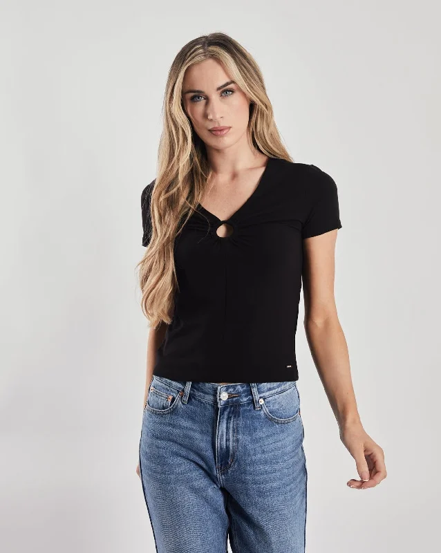 V - Neck Women T Shirt to Enhance the NecklinePepper T-Shirt Black