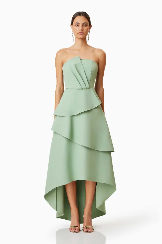 Halter Neck Women Dress to Show Off the Shoulders and NecklineCaroline Strapless Maxi Dress In Green