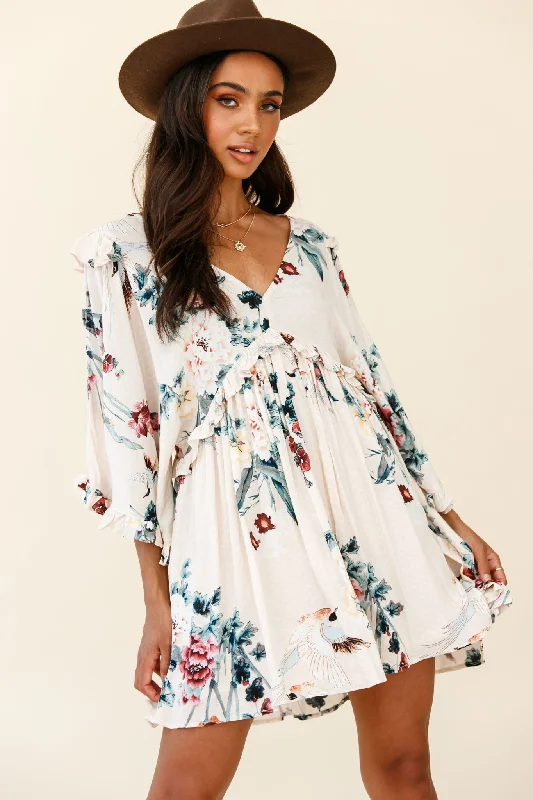 Maxi Women Dress with Floral Print for a Bohemian VibeLynette Loose Fit Angel Sleeve Dress Botanic Print Nude