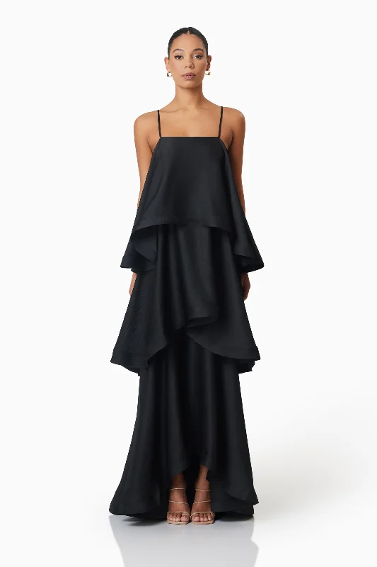 Off - the - Shoulder Women Dress for a Romantic and Feminine LookTilly Tiered Maxi Dress in Black