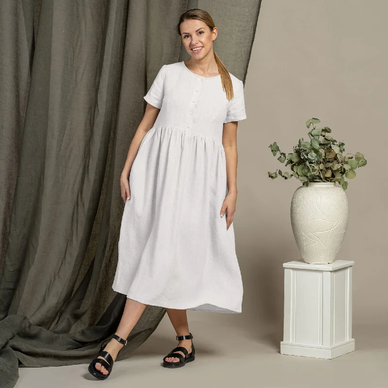 Shift Women Dress with a Simple and Classic Design for Everyday WearSmock Dress Maria Pure White