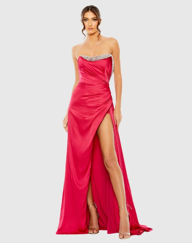 Plus Size Women Dress with a Flattering A - Line Cut for Comfort and StyleStrapless Ruched Embellished Gown