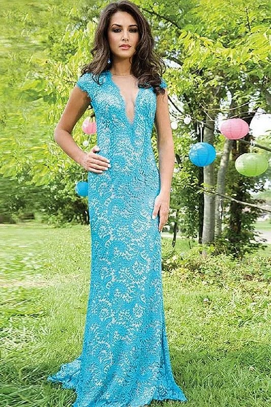 Halter Neck Women Dress to Show Off the Shoulders and NecklineJovani 78450 Lace Plunging Neckline Long Dress