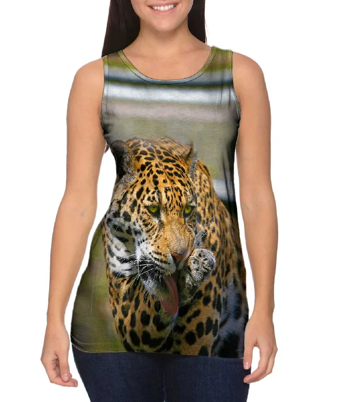 Plunge Neck Women's Seamless Tank Tops for a Smooth FitKeeping Clean Jaguar